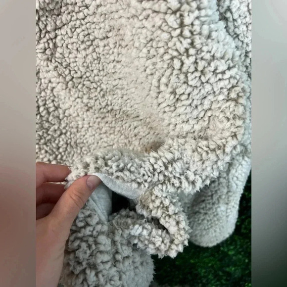 Thread + Supply Sherpa Pullover - Large - Picture 5 of 8